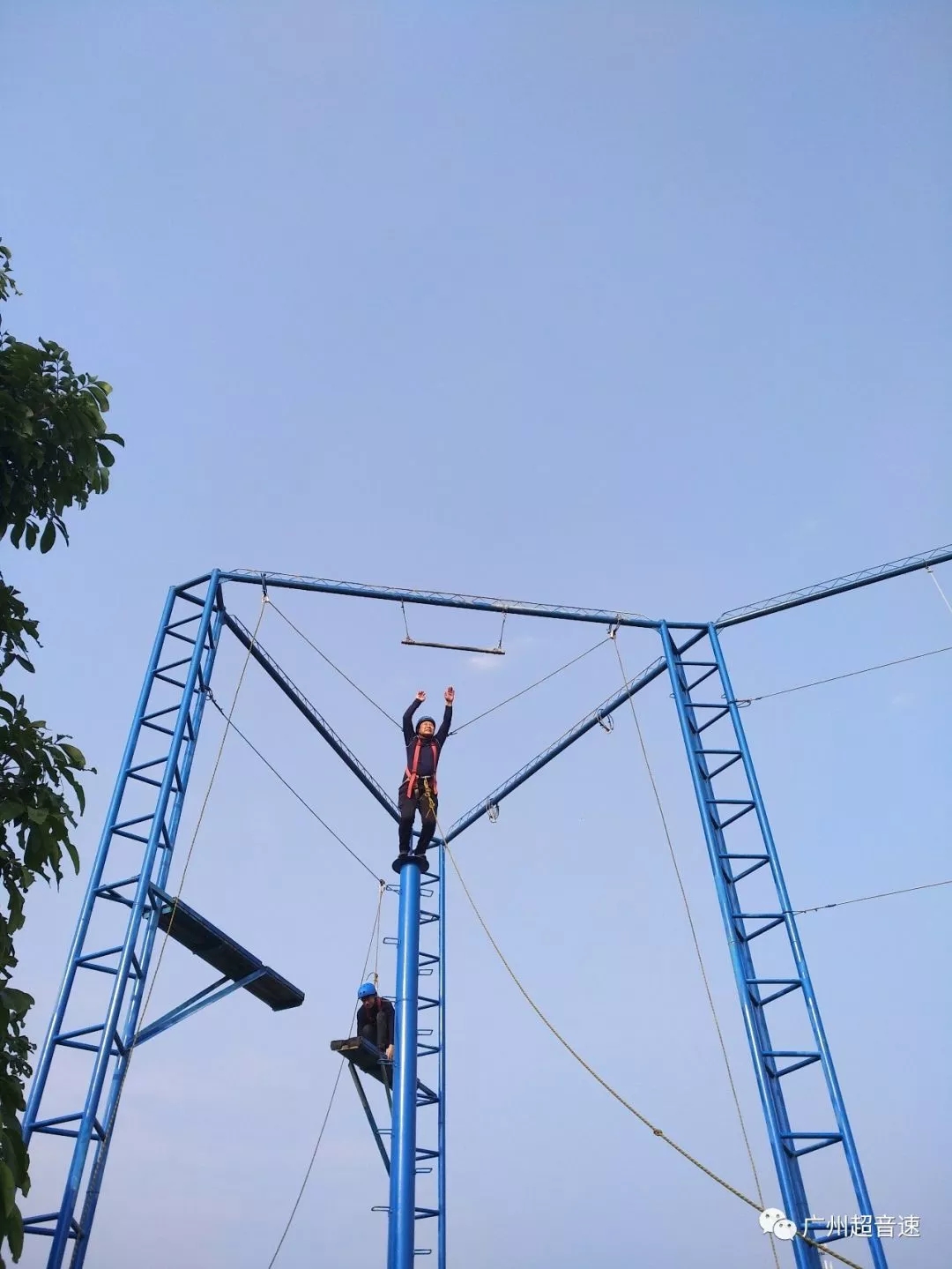 1668065636261452.jpg 251654212698.jpg